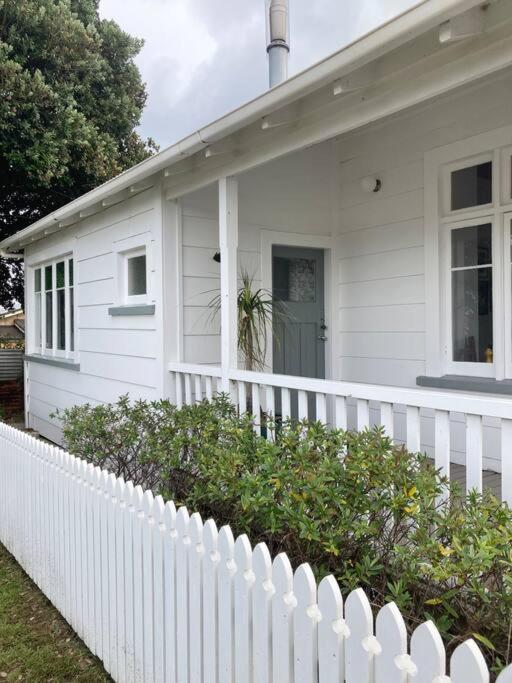 Holiday home Artshack At The Whanganui